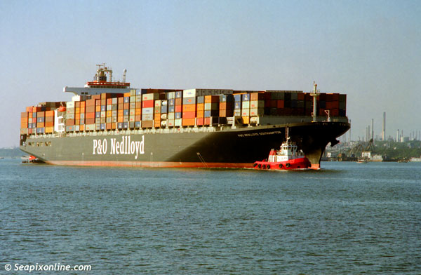 P&O Nedlloyd Southampton, Maersk Kiel 9153850 ID 672